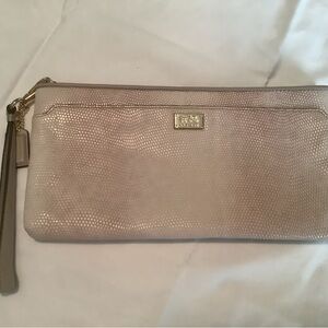 Coach beige clutch wallet NWOT